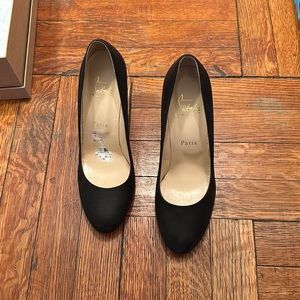 Never worn Christian louboutin pumps size 37.5